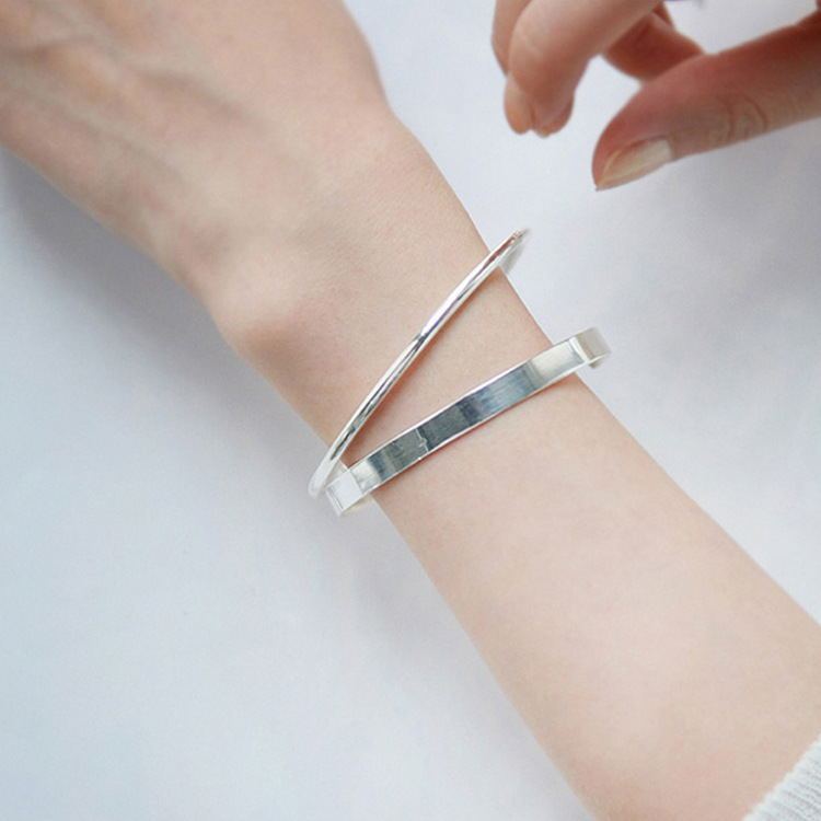 Minimalist Bracelet - Silver - Vymla