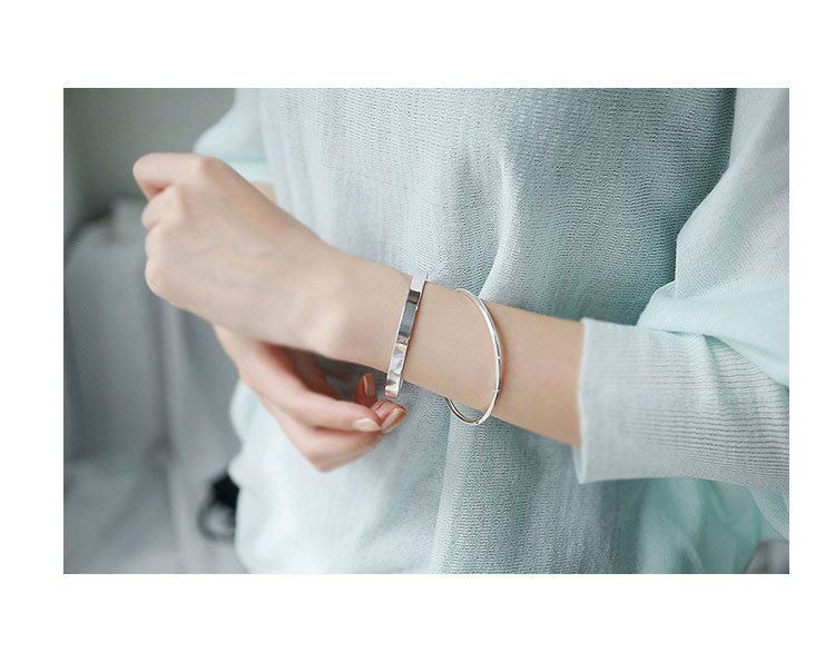Minimalist Bracelet - Silver - Vymla
