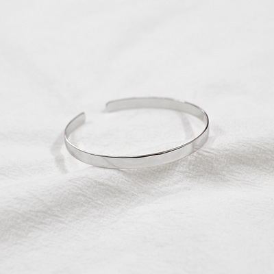 Minimalist Bracelet - Silver - Vymla